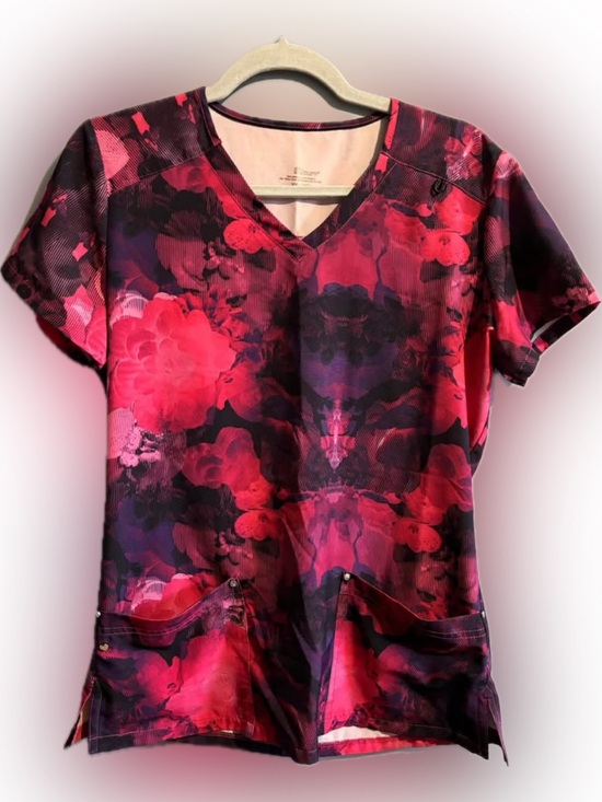 Scrubletics Tops - ⭐️ 4 for $25 SALE ⭐️ Women's V-Neck Short Sleeve Scrub Top